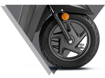 3-Step Adjustable Rear SuspensionThis special edition Activa comes with black chrome highlights, both on the front and on the logo carved on the side panels, projecting the premium essence of the scooter.