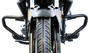 3-Step Adjustable Rear SuspensionThis special edition Activa comes with black chrome highlights, both on the front and on the logo carved on the side panels, projecting the premium essence of the scooter.