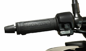 3-Step Adjustable Rear SuspensionThis special edition Activa comes with black chrome highlights, both on the front and on the logo carved on the side panels, projecting the premium essence of the scooter.