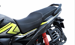 3-Step Adjustable Rear SuspensionThis special edition Activa comes with black chrome highlights, both on the front and on the logo carved on the side panels, projecting the premium essence of the scooter.