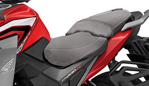 3-Step Adjustable Rear SuspensionThis special edition Activa comes with black chrome highlights, both on the front and on the logo carved on the side panels, projecting the premium essence of the scooter.